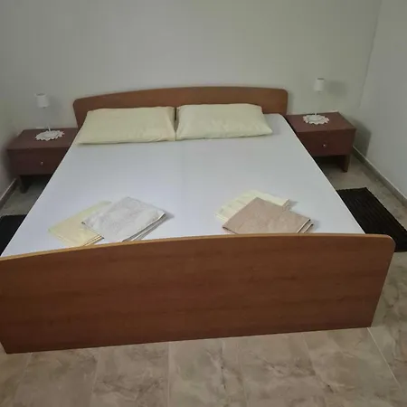 Appartement Slavica Povljana